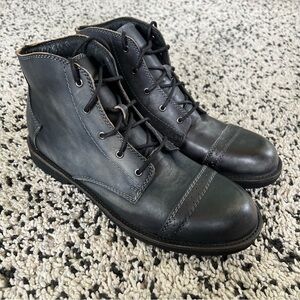 Bed Stu Men’s Leather Boots Black Grey Distressed Lace Up Cap Toe Size 13 US